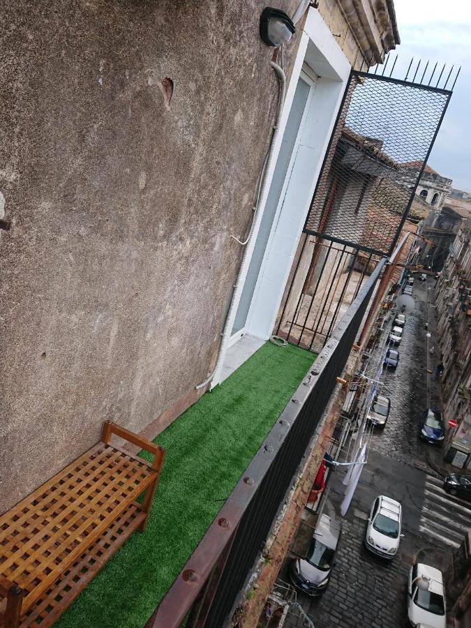 Siculi Central Apartment Катания Екстериор снимка