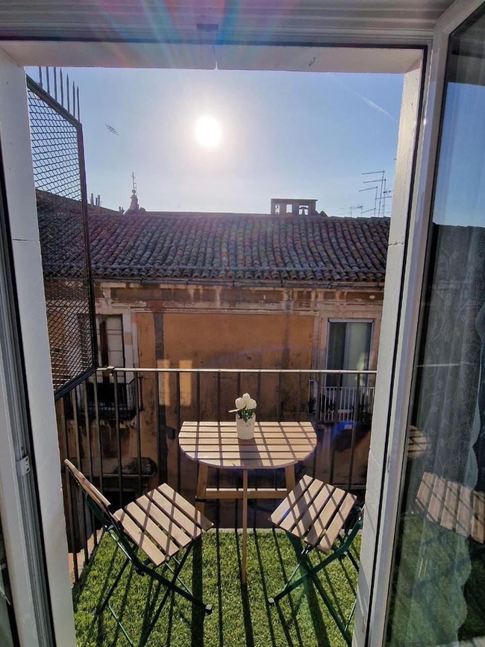 Siculi Central Apartment Катания Екстериор снимка